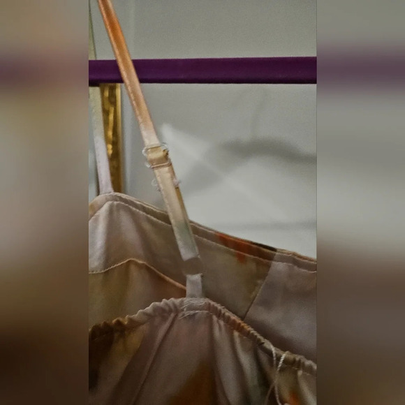 CBR Floral satin ruched bustier midi dress. Size small NWT - Picture 7 of 11